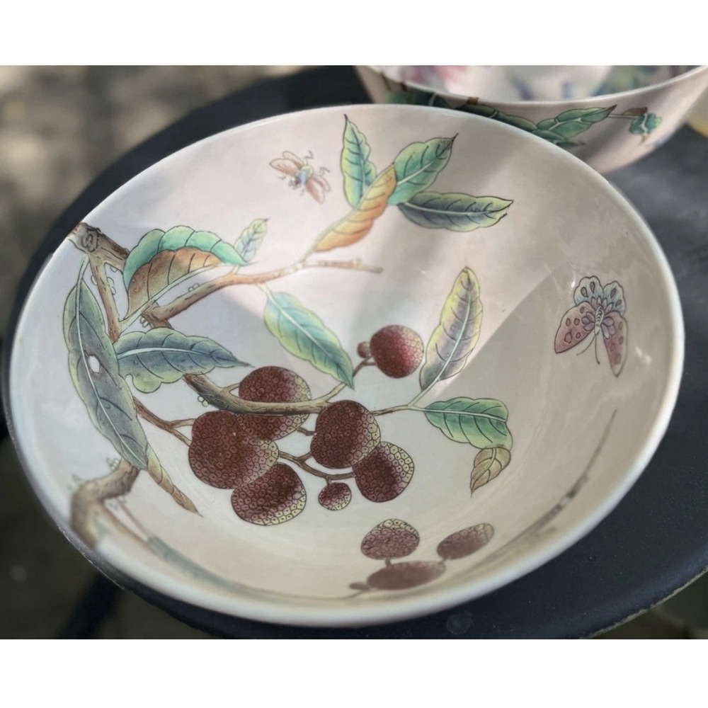Vintage Chinoiserie Porcelain Fruit Bowl Butterfly Berry Botanical Large - Picture 6 of 12